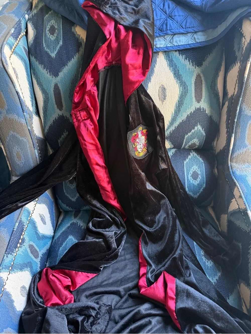 Black and Red Velvet Gryffindor-Style Kids Halloween Cloak
